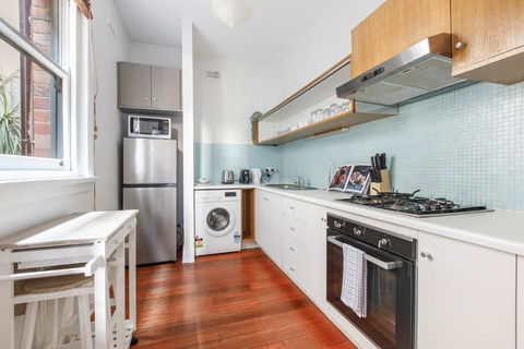 Acland Art Deco - Coastal Chic By St Kilda Beach - Taree Accommodation 2