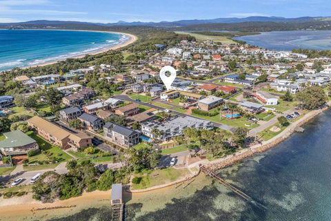 Admirals Lodge - Taree Accommodation 1