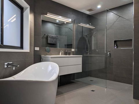 Adorable 1 Bedroom Private Apartment - Taree Accommodation 1