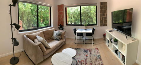 Adorable 1 Bedroom Private Apartment - Taree Accommodation 0