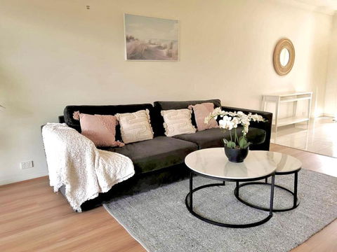 Adorable 3 Br Townhouse With Wifi & Parking - Taree Accommodation 0