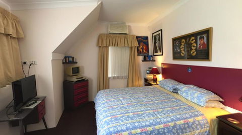 Aarn House B&B Airport Accommodation - Taree Accommodation 1