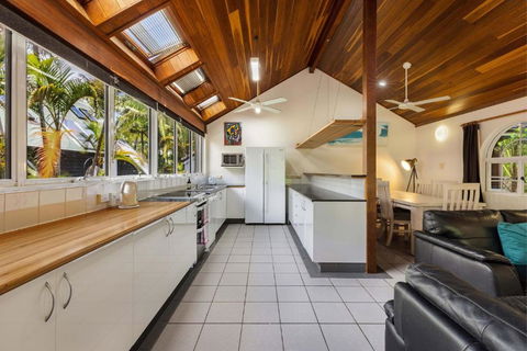 A Perfect Stay - Clarkes Beach Villa - Taree Accommodation 2