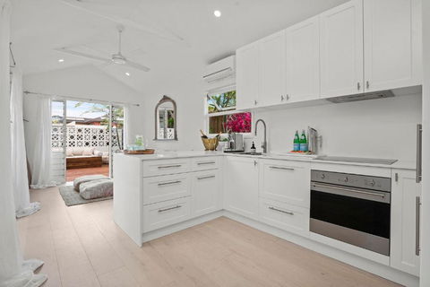 A Perfect Stay - The Boat House - Taree Accommodation 4