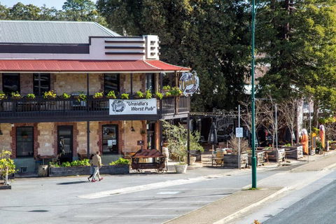 A Romantic Uraidla Studio - Taree Accommodation 3