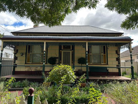 AAA Plus Yapera On Lucan - Taree Accommodation 0