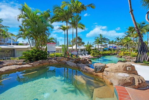 Alex Heads Beachfront Resort 2 Bedroom Apartment - Taree Accommodation 0