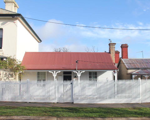 Alexander Cottage Daylesford - Taree Accommodation 1