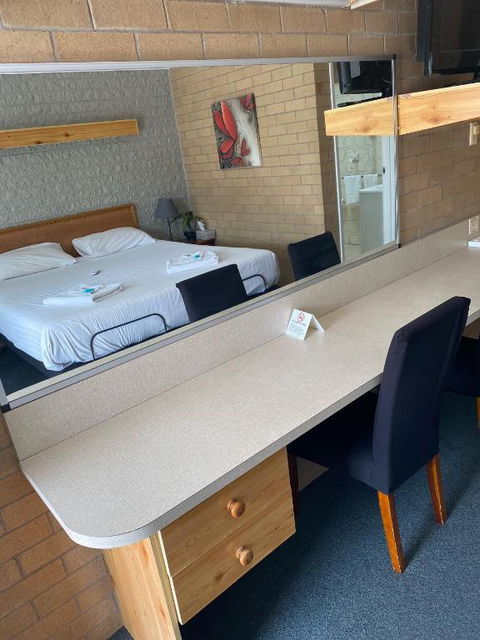 Alexander Motor Inn - Taree Accommodation 3