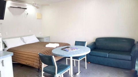 Alexandra Parklife Studio 5 - Taree Accommodation 3