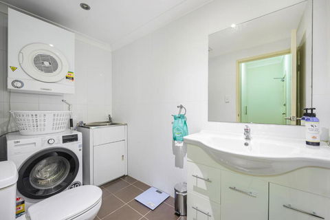 Alexandria To Sydney Central Sydney Park Shop - Taree Accommodation 1