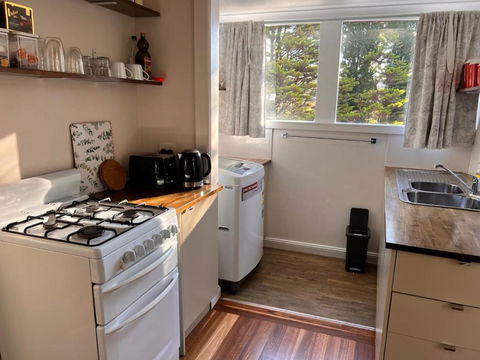 Alkira Cottage - Cozy, Comfortable, And Convenient - Taree Accommodation 1