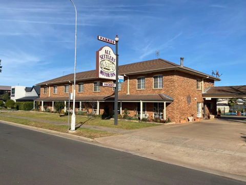 All Settlers Motor Inn Parkes - Taree Accommodation 0