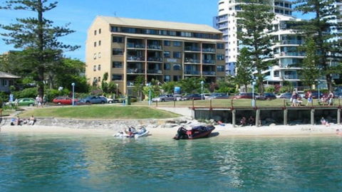 Allamanda Place Unit 5 - Taree Accommodation 0