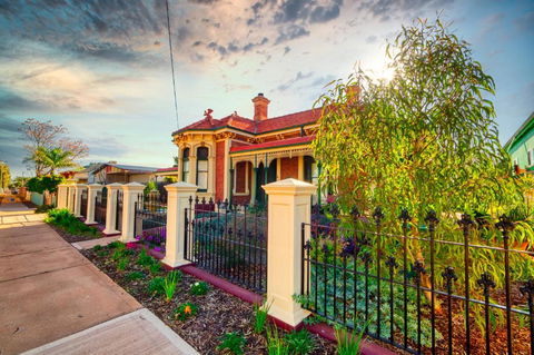 Allora House Kalgoorlie - Taree Accommodation 3