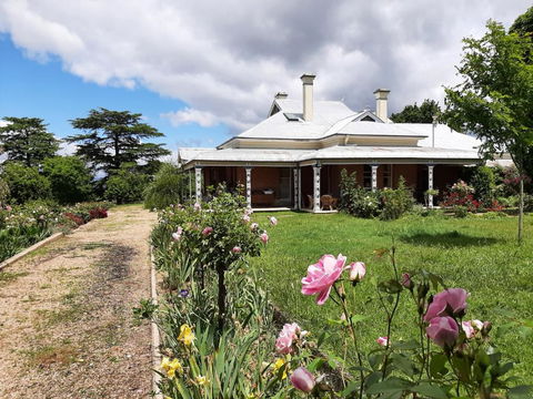 Alloway Bank - Taree Accommodation 2