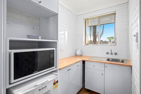 Aloha 15 - Taree Accommodation 1