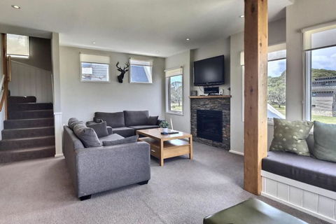 Alpine Edge - Taree Accommodation 1