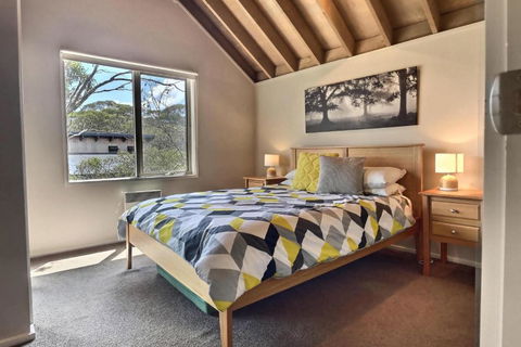 Alpine Edge - Taree Accommodation 2