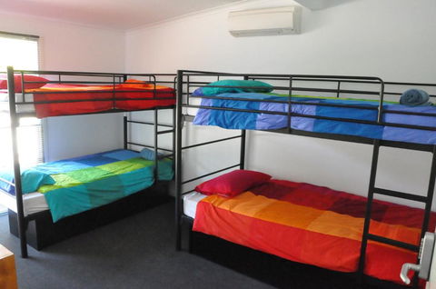 Alpine Sports Lodge - Taree Accommodation 3