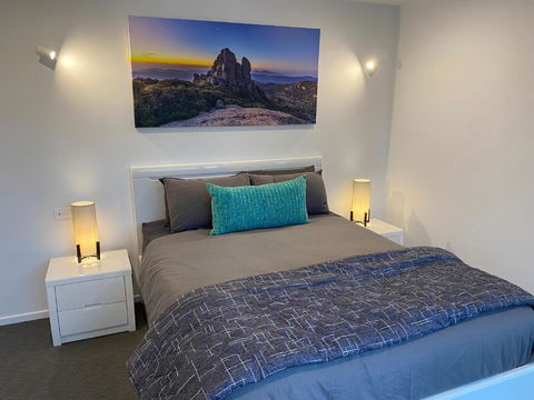 Altura Apartment Bright - Taree Accommodation 1