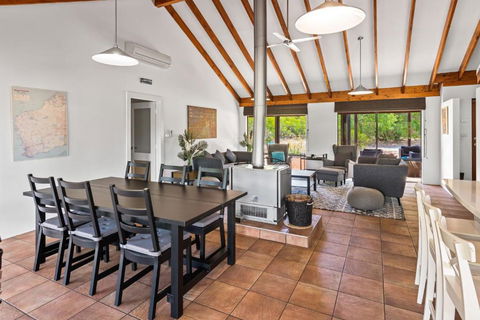 Amaroo - Taree Accommodation 2