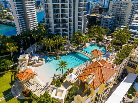 Amazing Chevron Heart Of Surfers Apartment - Taree Accommodation 0