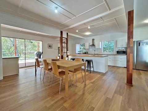 Amity Ohana - Taree Accommodation 4