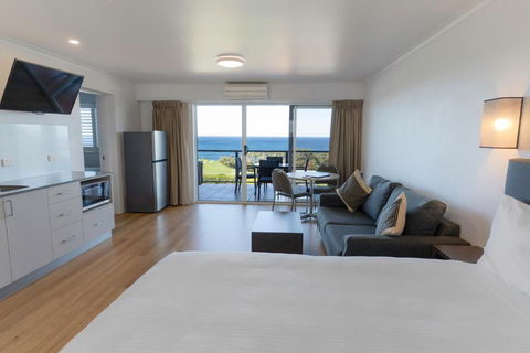 Amooran Oceanside Apartments And Motel - Taree Accommodation 1