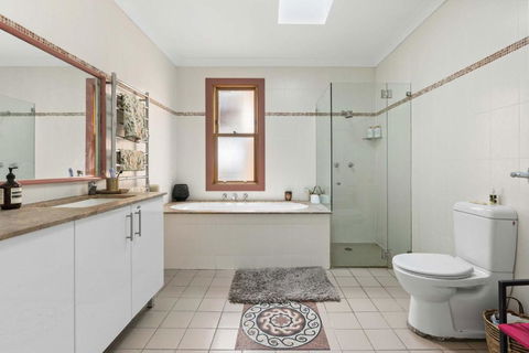Amore Beachside Bliss In Bondi Beach - Taree Accommodation 3