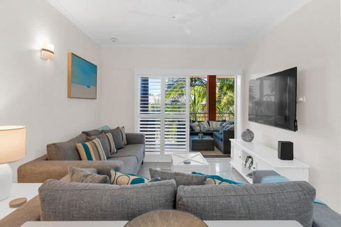Amphora Palms - By Reef Stays - Taree Accommodation 0