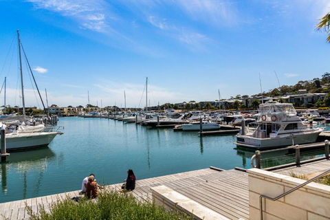 Anchorage Villa - Pet Friendly Marina Townhouse By The Beach - Taree Accommodation 2