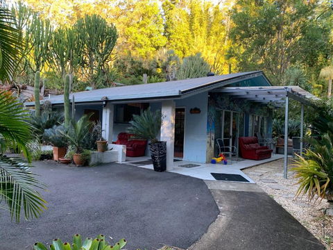 Ancient Gardens Guesthouse & Botanical Gardens - Taree Accommodation 1