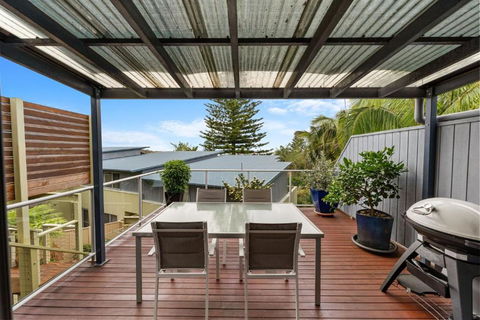 Angourie Blue 5 - Ocean Views - Taree Accommodation 3