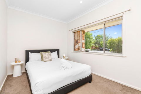 Altus Wagga Apartments - Taree Accommodation 0