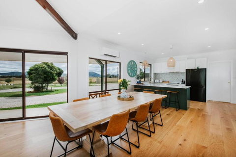 Anton Pavilion - Cheerful Country Solace In Mudgee - Taree Accommodation 1