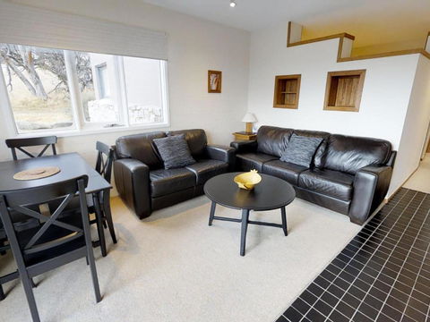 Apartment 3 And 4 The Stables Perisher - Taree Accommodation 2
