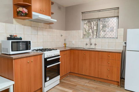 Apartment 4 Burswood - Taree Accommodation 4