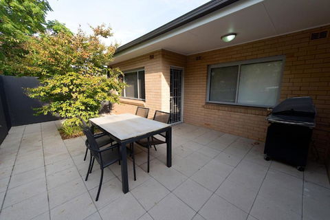 Apartments By Townhouse - Taree Accommodation 1