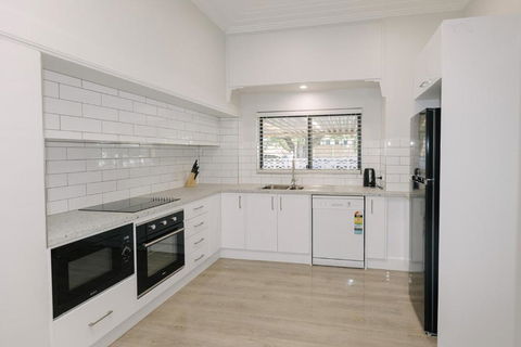 Apartments On Morrow - Taree Accommodation 1