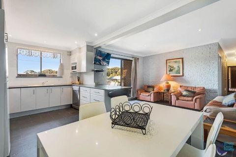 Apollo Unit 15 1st Floor - Taree Accommodation 0