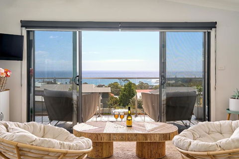 Apsley View - Taree Accommodation 0