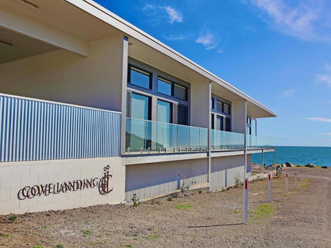 Apt02-The SS James Comrie - Taree Accommodation 2