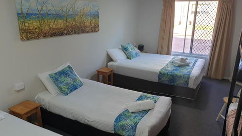 Aqua Villa Holiday Apartments - Taree Accommodation 2