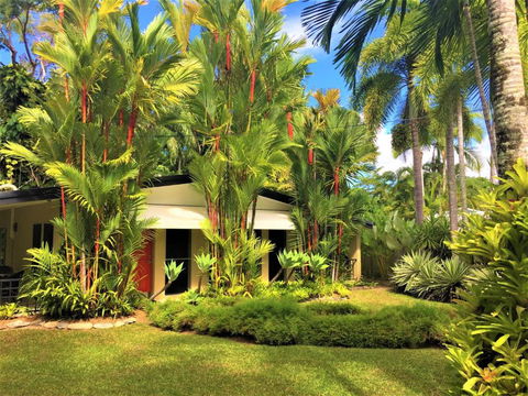Aquatica - Luxe Holiday Home - Taree Accommodation 1