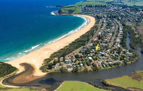 Araluen House Werri Beach Gerringong - Taree Accommodation 3