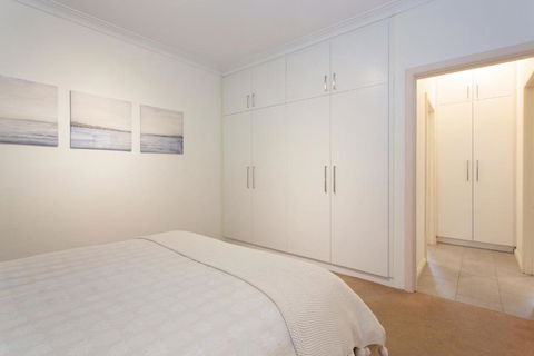 Arcadia Apartment - Cottesloe - Taree Accommodation 3