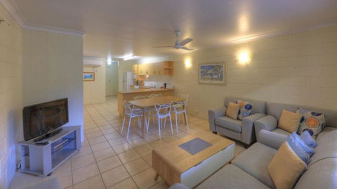 Arcadia Palms 2 - Taree Accommodation 1