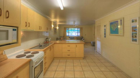 Arcadia Palms 2 - Taree Accommodation 4
