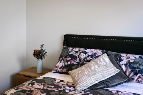 Architectural Gem In Central Red Hill - Taree Accommodation 1